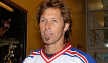Former NY Ranger, MSG broadcaster Ron Duguay dies at 69