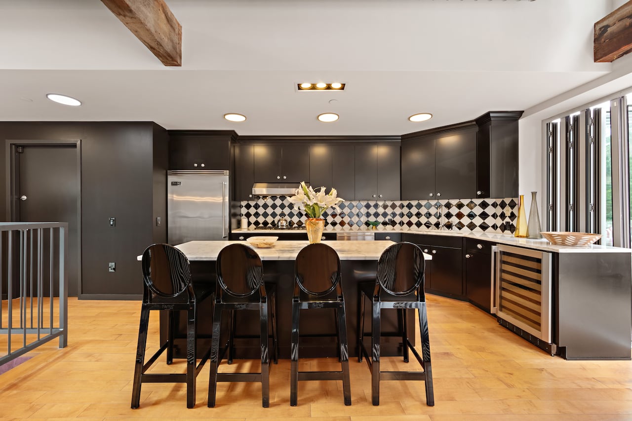 Musician lists historic NYC penthouse for nearly $19M. Here’s a look inside.