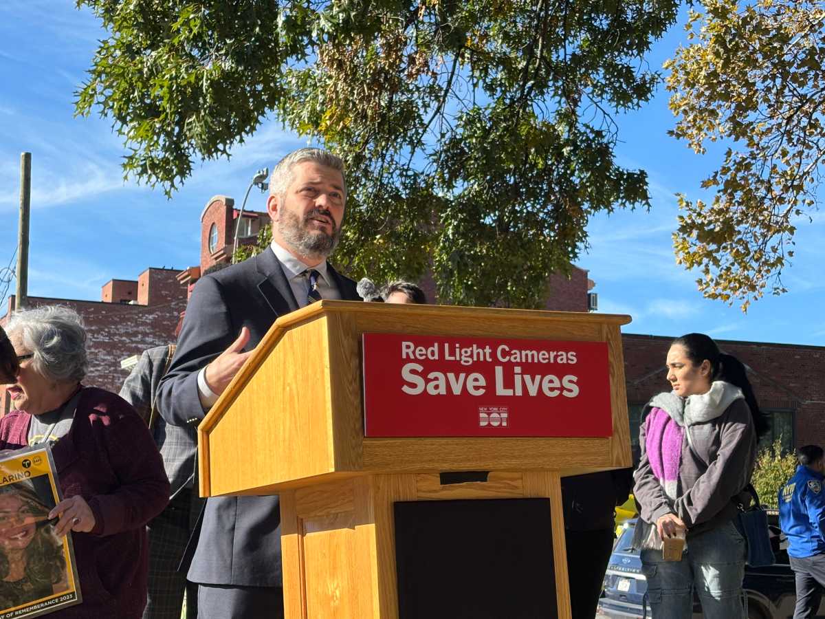 Mamdani admin completes installation of 450 red light cameras under state-authorized expansion