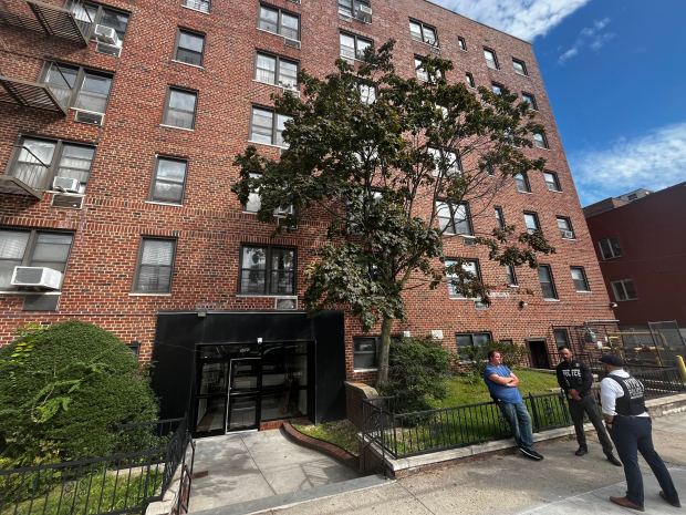 Police investigate the day after Pheona Premraj was fatally stabbed inside this apartment building on Neilson St. near Dinsmore Ave. in Far Rockaway, Queens, on Wednesday, Sept. 30, 2026.