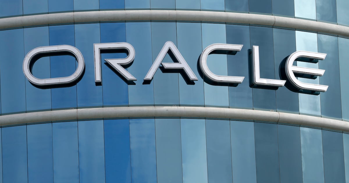 NYC school board approves $1.65M Oracle contract after earlier defeat