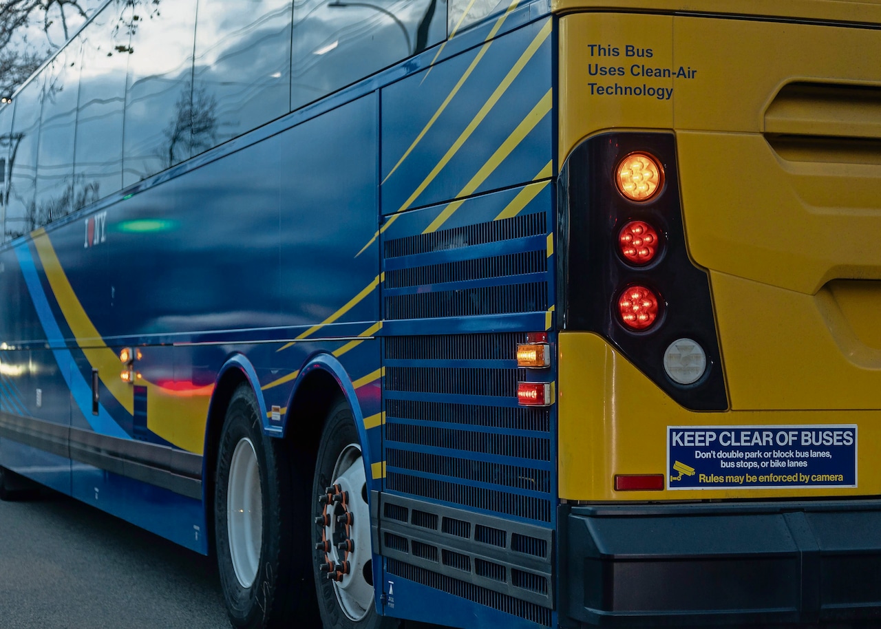 Staten Island  MTA express bus transfers: Why some OMNY users are being charged twice  A local commuter is surprised after being overcharged. Here’s what riders need to know.