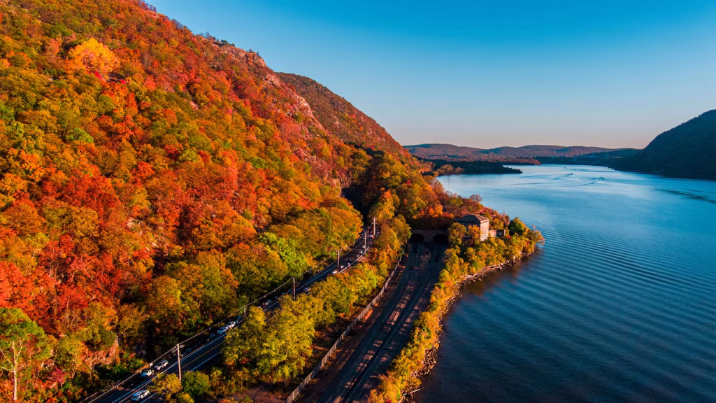 One $15 scenic train ride from NYC stops in 5 charming Hudson Valley towns for some of the state’s best fall foliage — and 12 extra trips are being added this autumn