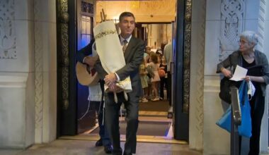 Upper East Side congregation marks Simchat Torah with joy and Oct. 7 remembrance – NBC New York