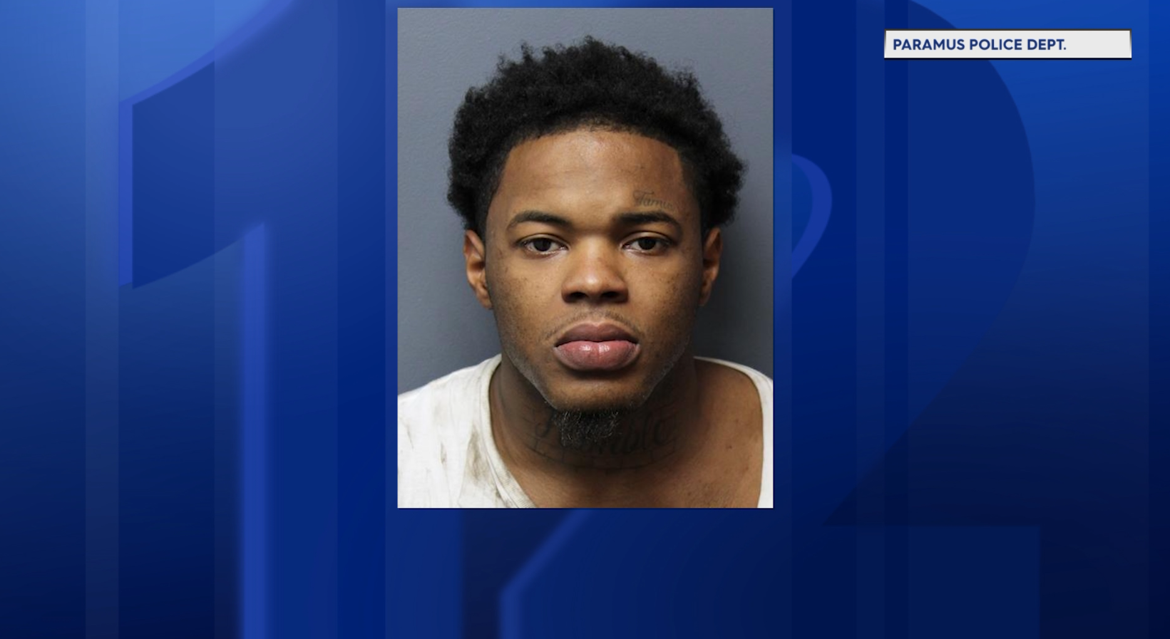 News 12 | Brooklyn | Shoplifting Suspect Flees Across Route 17 Into Brook During Paramus Police Pursuit