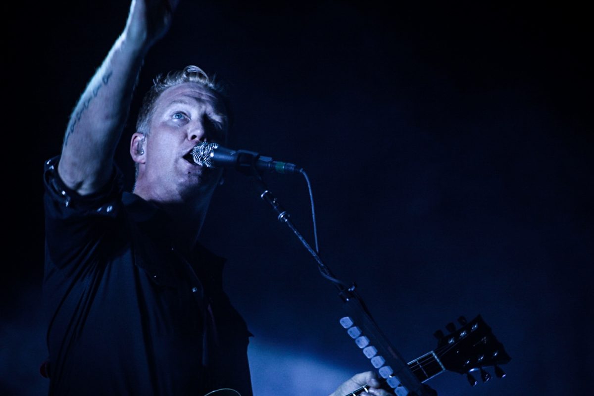 Queens Of The Stone Age Share Thrilling New Single “Run Away From The Mob” 