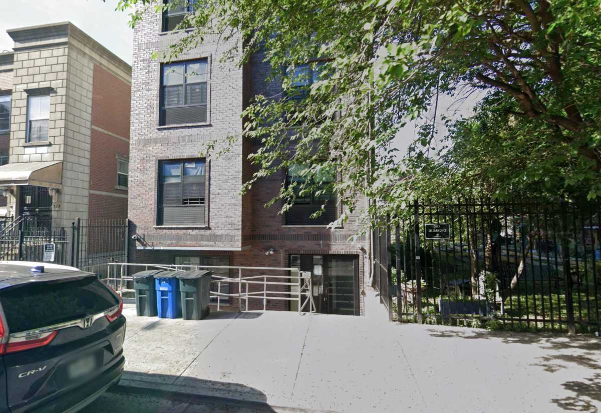apartment building in bronx where woman was found dead