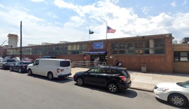 Councilmembers refuse 'sanitized' tour of embattled Queens veterans shelter