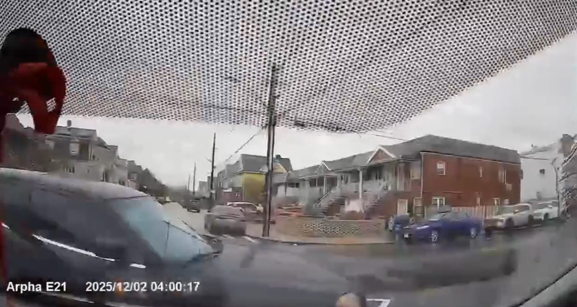 Dashcam footage exposes insurance scammer who staged Brooklyn car crash
