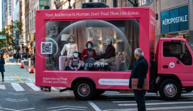 Mobile OoH: Seedtag Sends Robots Through Manhattan In Ad Campaign