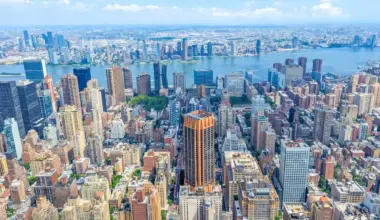 View at the top of the Empire State Building in New York City, New York (2)