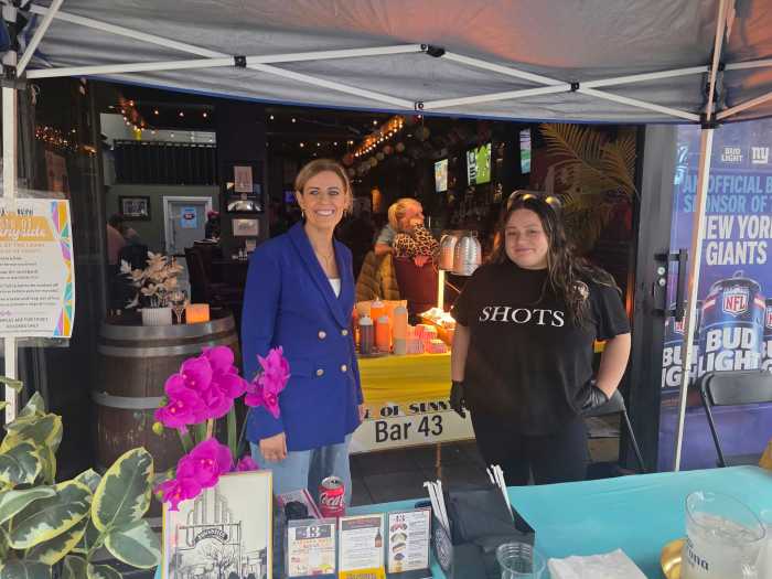 Michelle Murphy (left) and Bar 43 staff at the Taste of Sunnyside. Photo by Shane O'Brien.