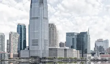 Manhattan Tenants Widen Search as Trophy Vacancy Hits 4.9%