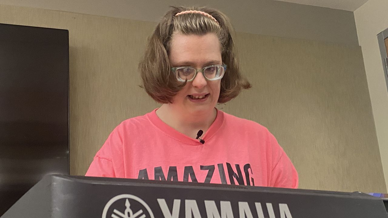 Viral TikToker Amazing Jenna dreams on