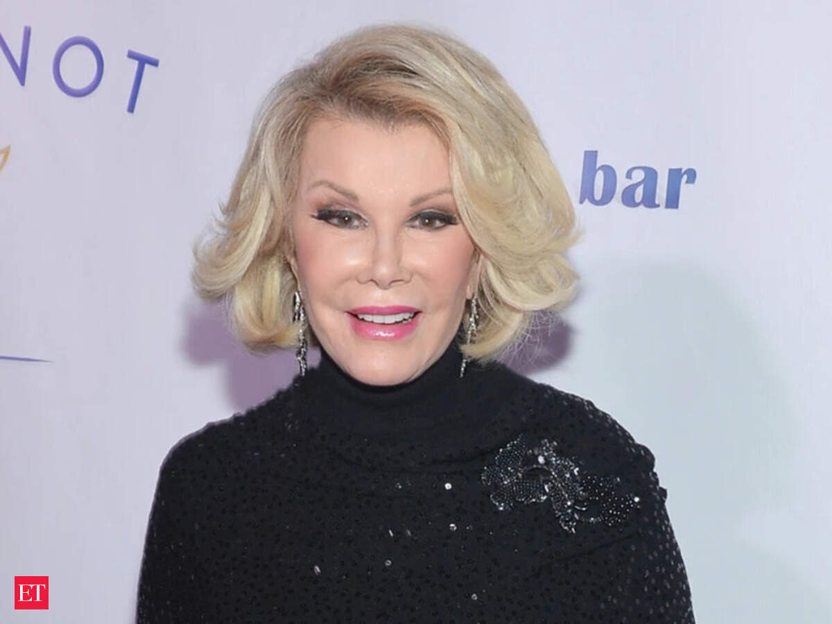 Joan Rivers: In 2014, Joan Rivers left a Manhattan penthouse worth $28 million; after relisting for $38 million later, it eventually took a $10 million price cut