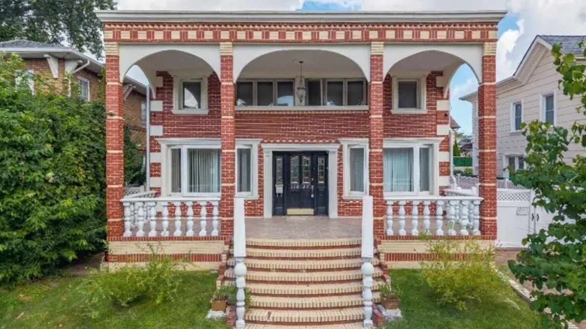 $2.45M NYC Home Tied to $70M Counterfeiting Ring To Be Auctioned for $900K