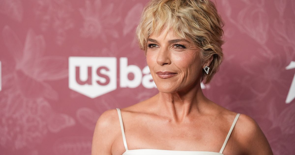 Selma Blair arrested in New York after an alleged assault on a Delta flight :: WRAL.com