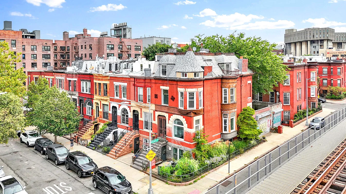 queen anne brick house exterior