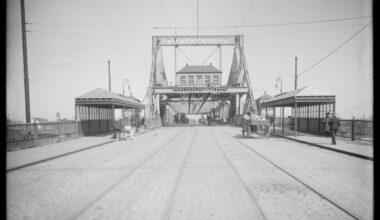 Waxing romantic on the Bridges of Newtown Creek: Our Neighborhood, The Way it Was – QNS