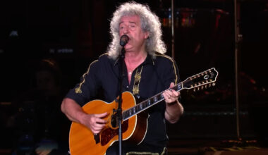 BRIAN MAY Says QUEEN Are Finished Touring, But A New Experience For Fans Will Be "Fairly Revolutionary"