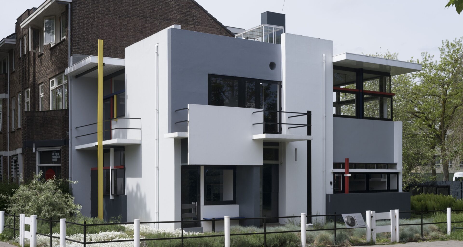 Gerrit Rietveld: Wealth of Sobriety