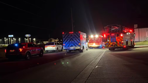Crews battle Manhattan furniture store fire; 1 firefighter evaluated
