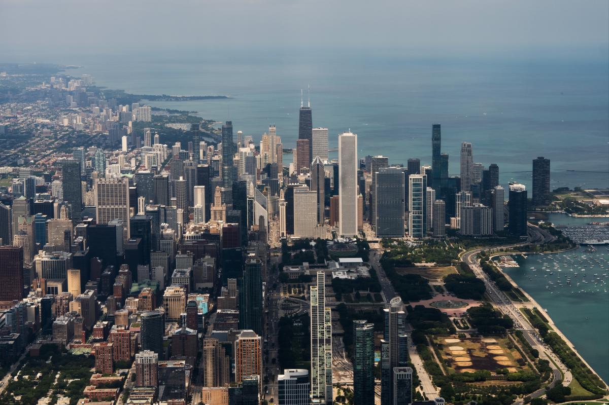 Chicago beats Miami, Manhattan as America's toughest rental market