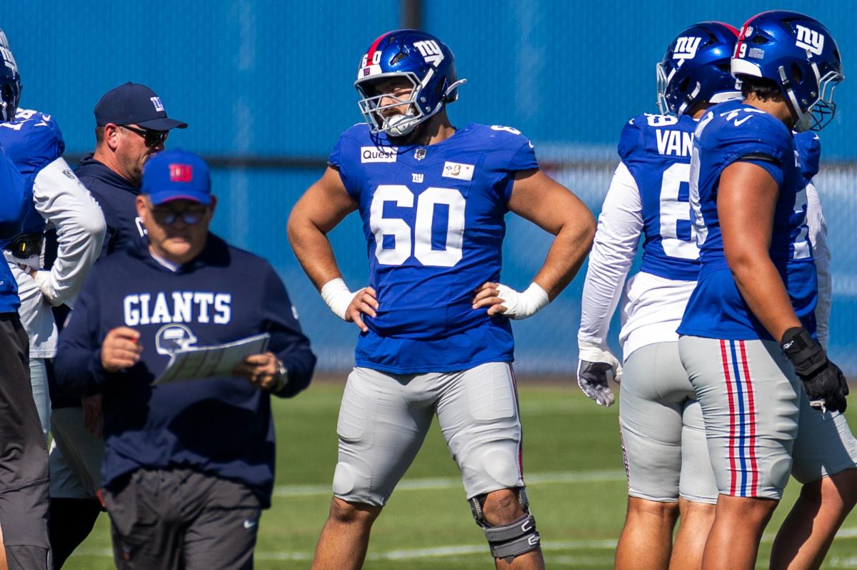 Giants turning to Bryan Hudson at center after impressive first start