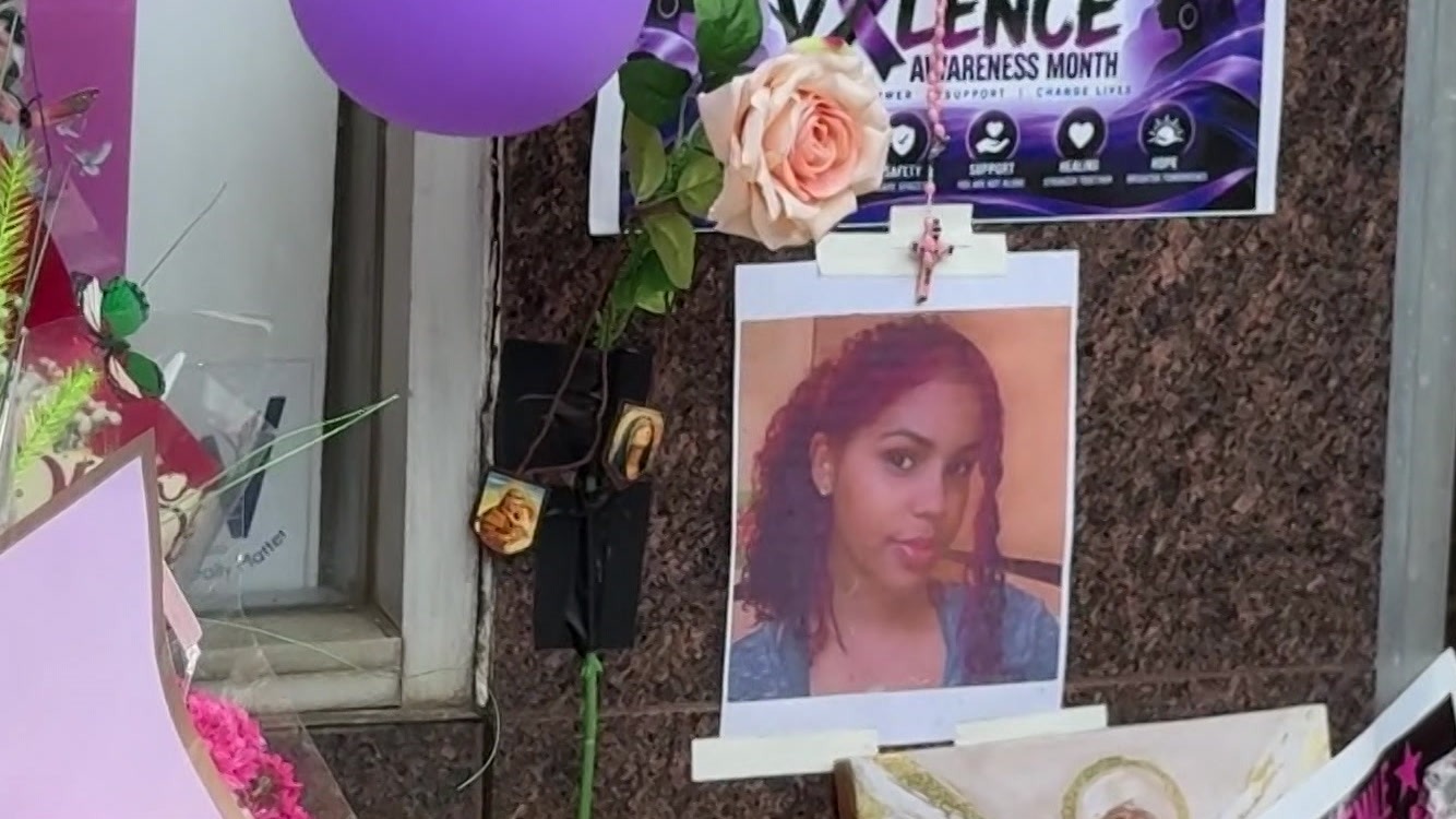 News 12 | Bronx | Bronx Community Holds Emotional Vigil For Mother Allegedly Pushed To Her Death While Holding Baby