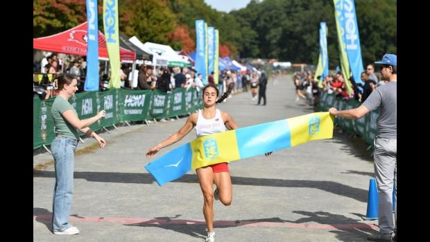 Tolson, Pattwell Win, CBA And Munn Place Third at Manhattan