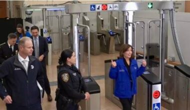 Six Manhattan Stations to Get New Subway Gates to Beat Fare Evaders