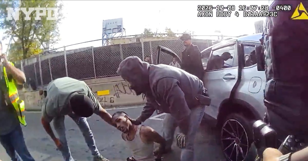New York man shot by federal immigration officers appears in court
