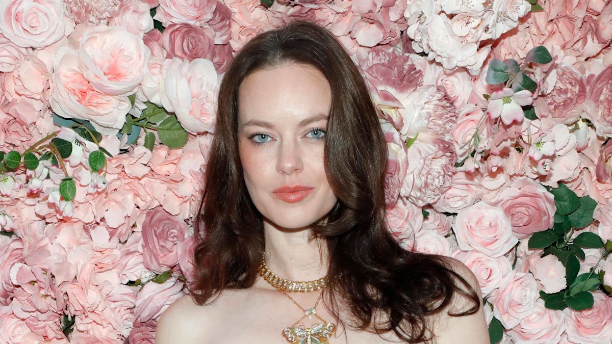Emily Rockefeller looks glamorous in sparkling two-piece at NYC charity event