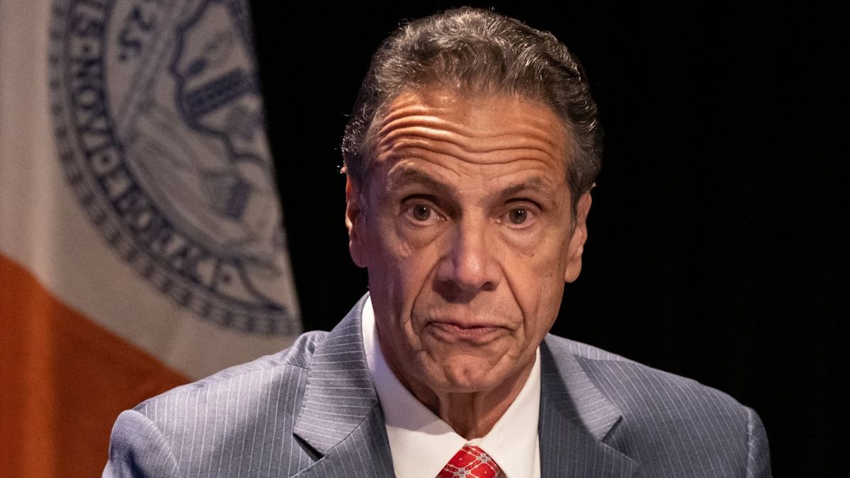Andrew Cuomo Drops $9.6 Million in Cash on Lavish Hamptons Estate—After Failed NYC Mayoral Bid