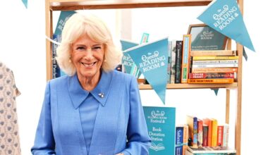 Queen Camilla's Top 15 Favorite Books, Ranked By Reviews