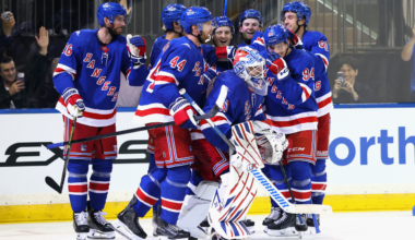 Shesterkin scores Rangers first goalie goal in win against Lightning