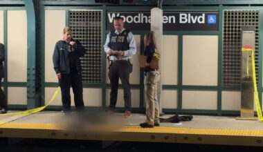 Man dies after stabbing on board subway in Queens, police say