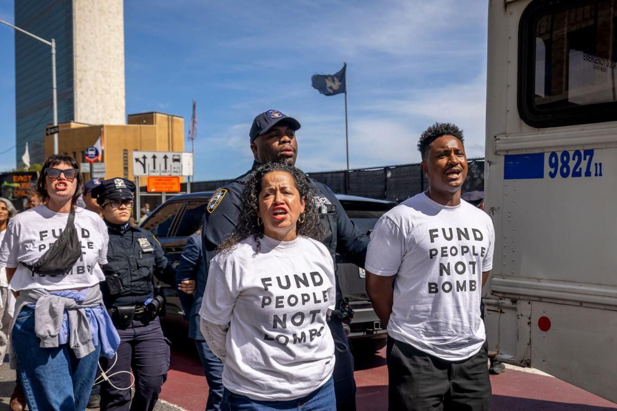 Highly-paid absentee pols are taking NY taxpayers for a free ride