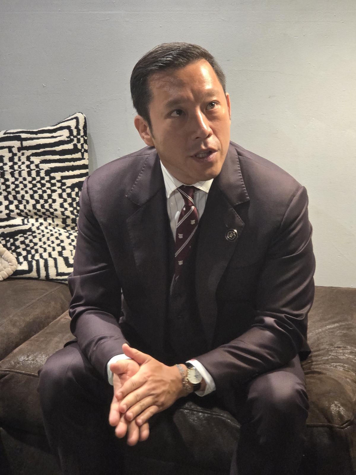 Simon Kim, CEO of Gracious Hospitality Management, speaks with reporters at the main event of "KOOM Week 2026" held at Terminal 5 in Manhattan, New York, on Jan. 16 local time. New York — Yoon Kyung-hwan, Correspondent - Seoul Economic Daily International News from South Korea