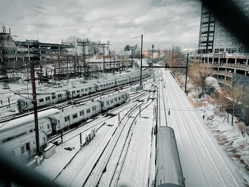 nyc subway snow