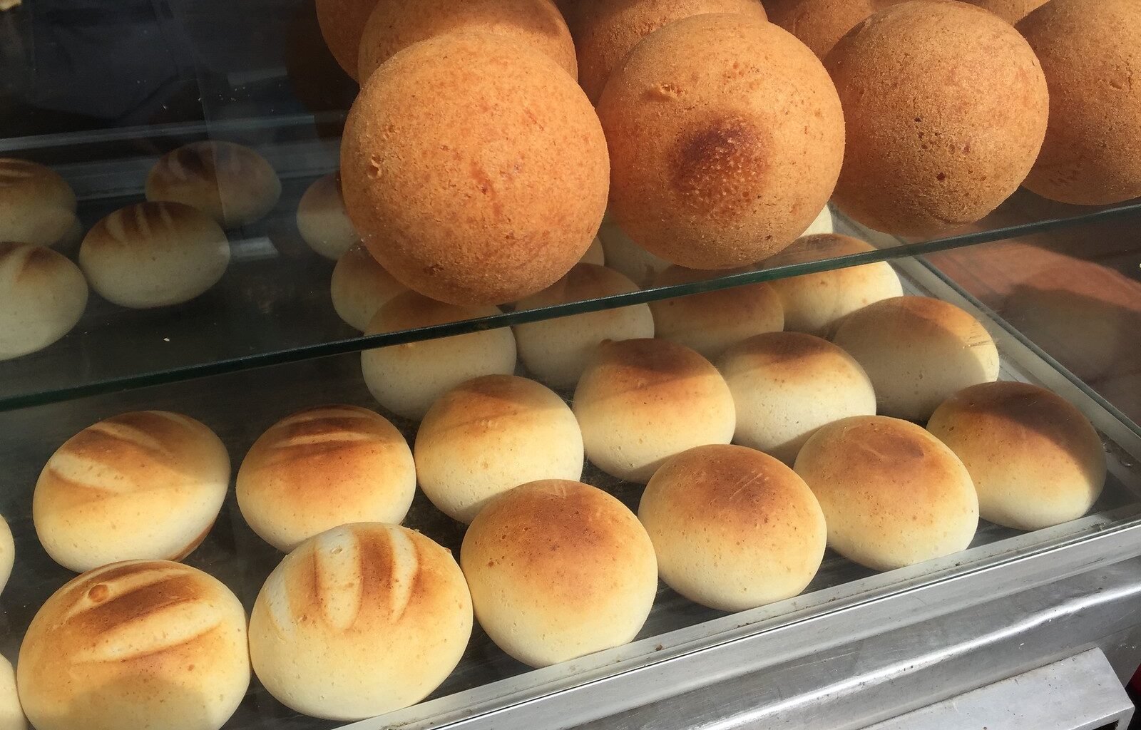 new york mayor pandebono colombian bakery