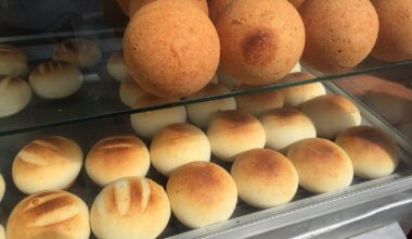 new york mayor pandebono colombian bakery
