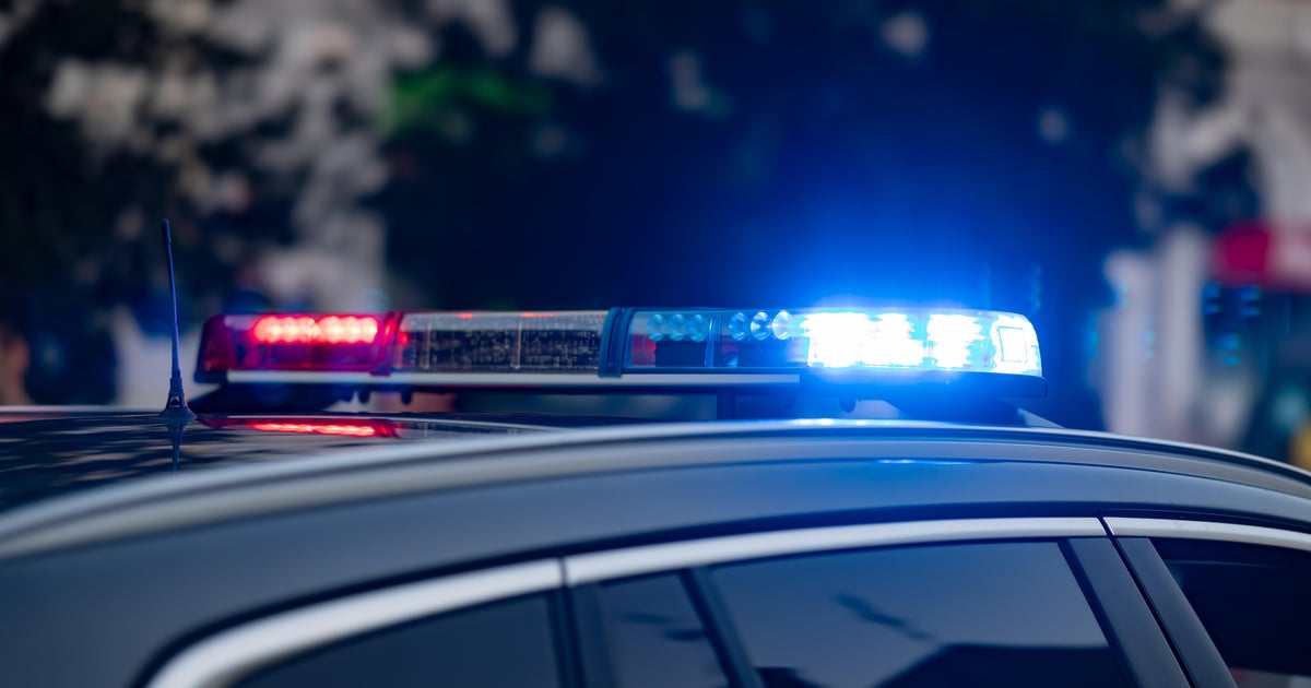 Woman dies, 3 others hurt in wrong-way crash on Staten Island