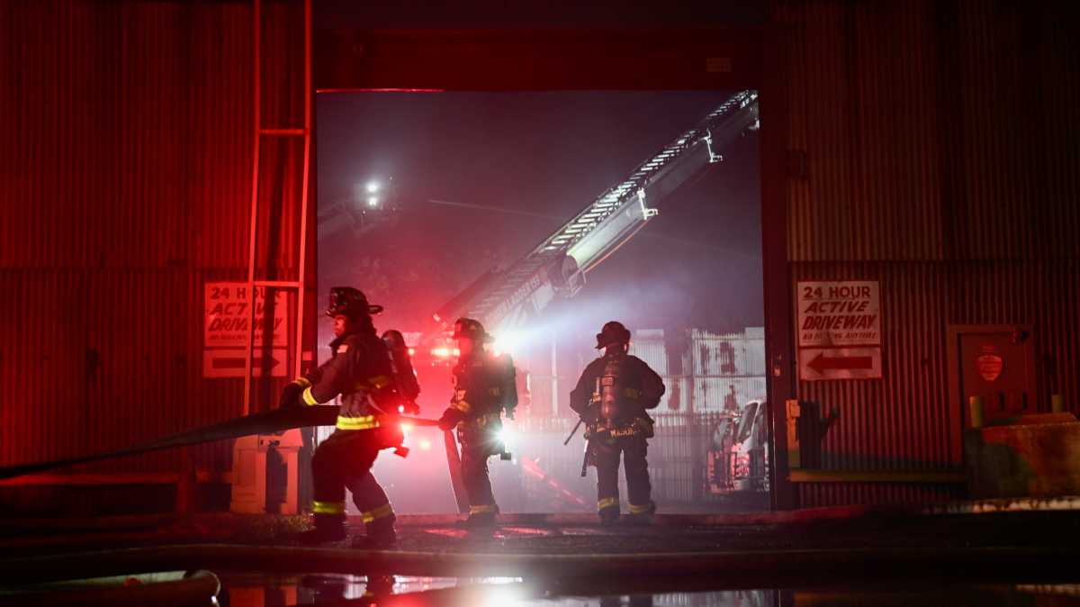 East Flatbush scrapyard goes up in flames • Brooklyn Paper