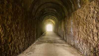 In 1907, New York’s subway company bought an 1847 Brooklyn townhouse and gutted it; more than a century later the restored-looking façade still hides a ventilation shaft and emergency exit for the tunnel below