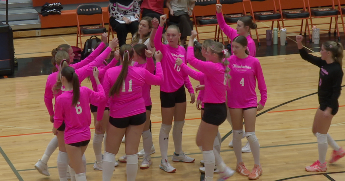 Manhattan Christian sweeps Manhattan in crosstown volleyball matchup