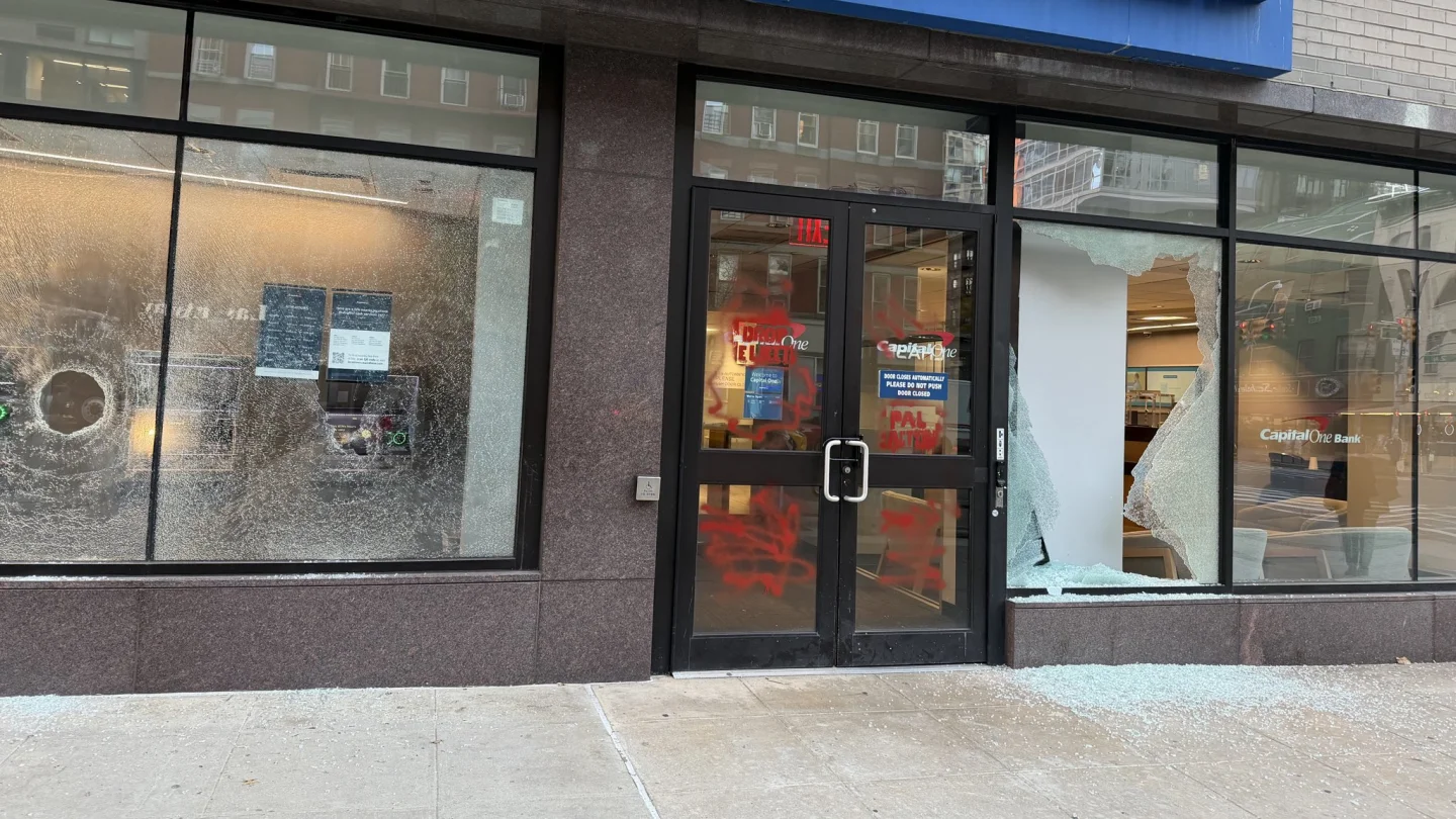 NYPD hate-crimes unit probes anti-Israel vandalism at Manhattan bank - Israel & Jewish News