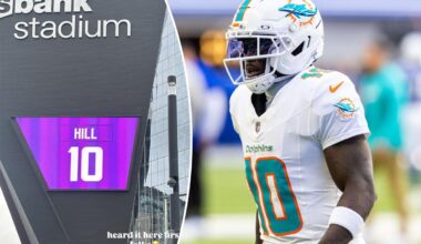 Vikings stadium board causes Tyreek Hill stir as he responds