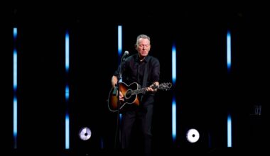 See Bruce Springsteen Play 'Streets of Philadelphia' at Academy Museum