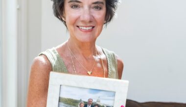 Kim Fiorentino Beats Breast Cancer With Determination and Team of ‘Smart Women’